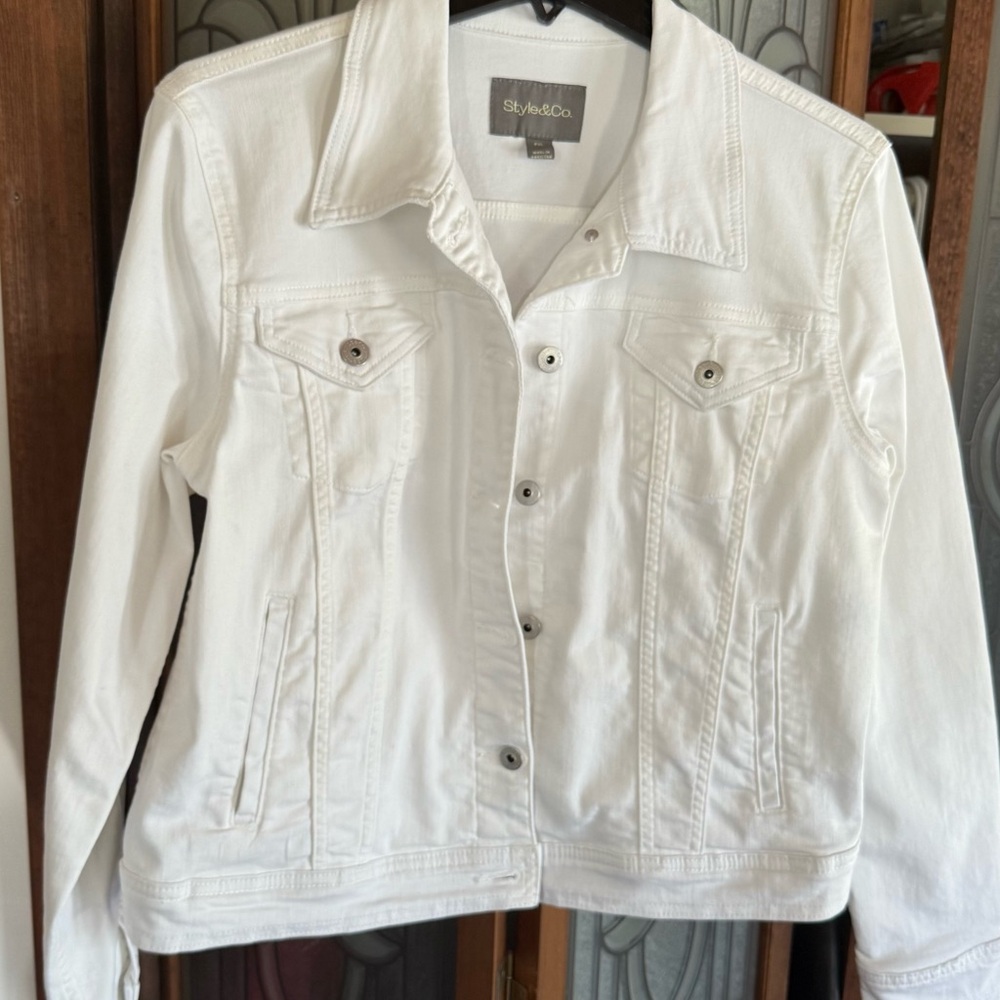 Style & Co Petite Classic Denim Jacket. - Picture 2 of 9